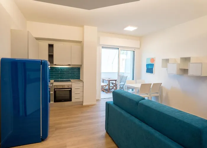 Lovely In With Kitchen Apartman Pineto