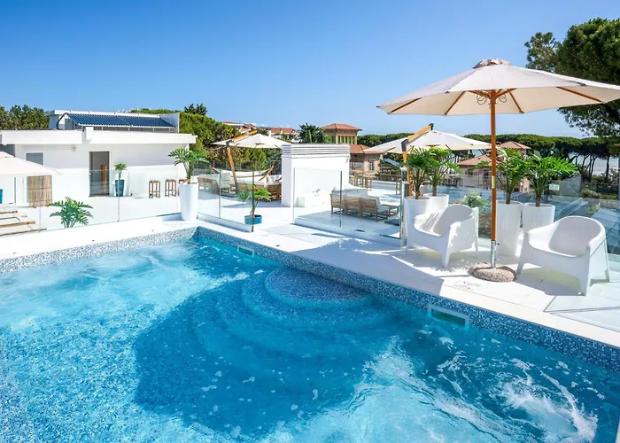 Lovely In With Kitchen Apartman Pineto