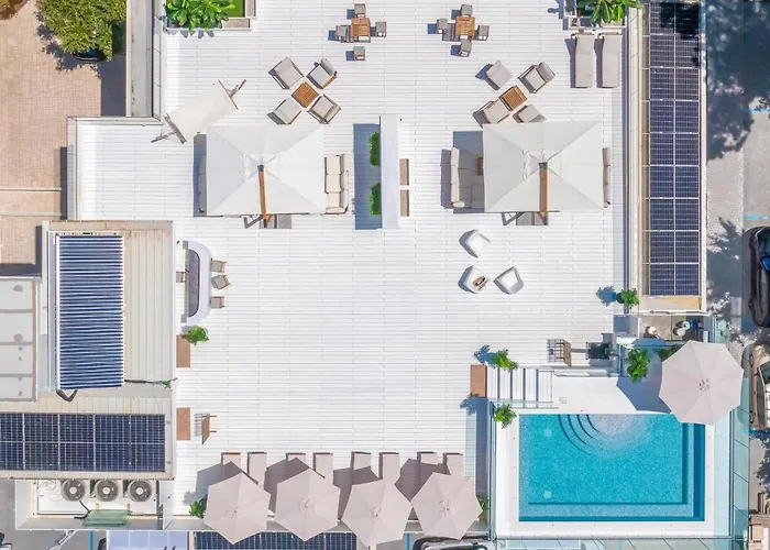 Lovely In With Kitchen Apartman Pineto