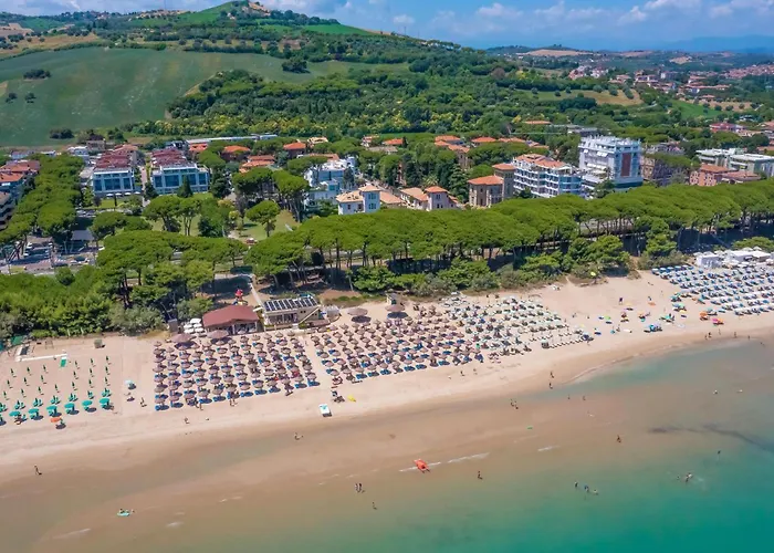 Apartman Lovely In With Kitchen